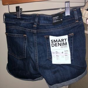 Smart denim shorts